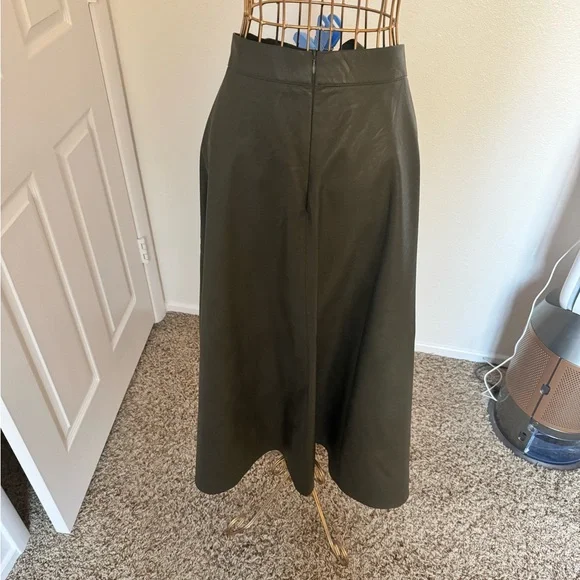Elegant Olive Green Faux Leather Skirt - Picture 2 of 8